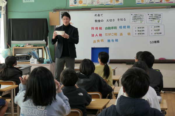 弥刀東小学校