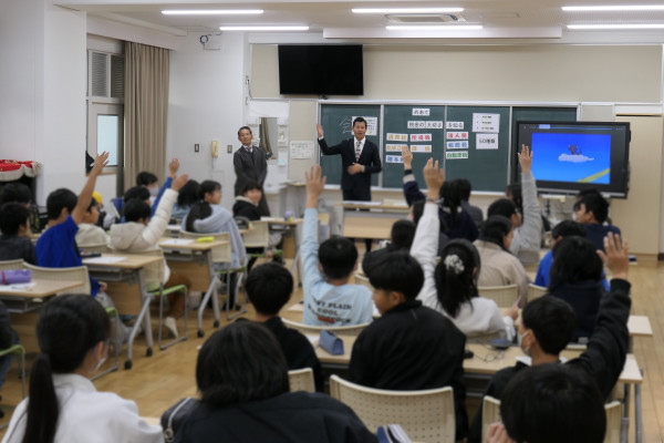 高井田西小学校